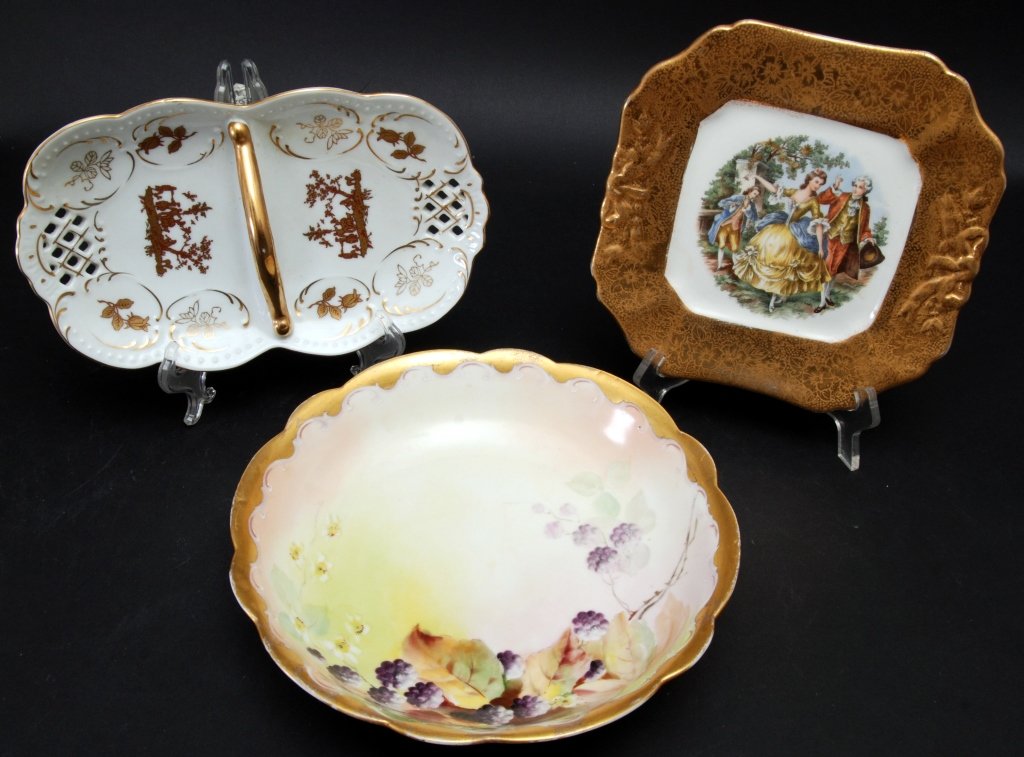 3 Gold Decorated Cabinet Pieces (1 of 6)