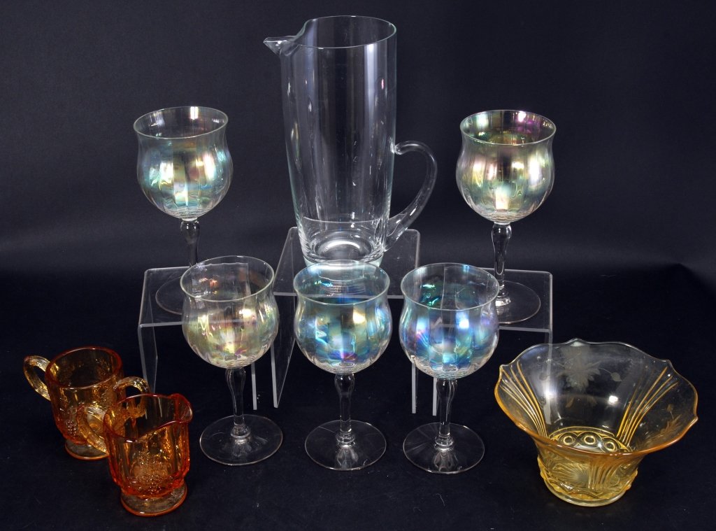 Depression Bowl, Cream/Sugar, Pitcher & Glasses (1 of 5)