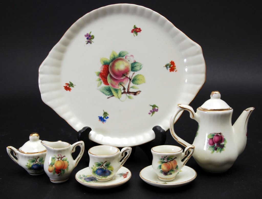Child's Miniature Tea Set (1 of 2)