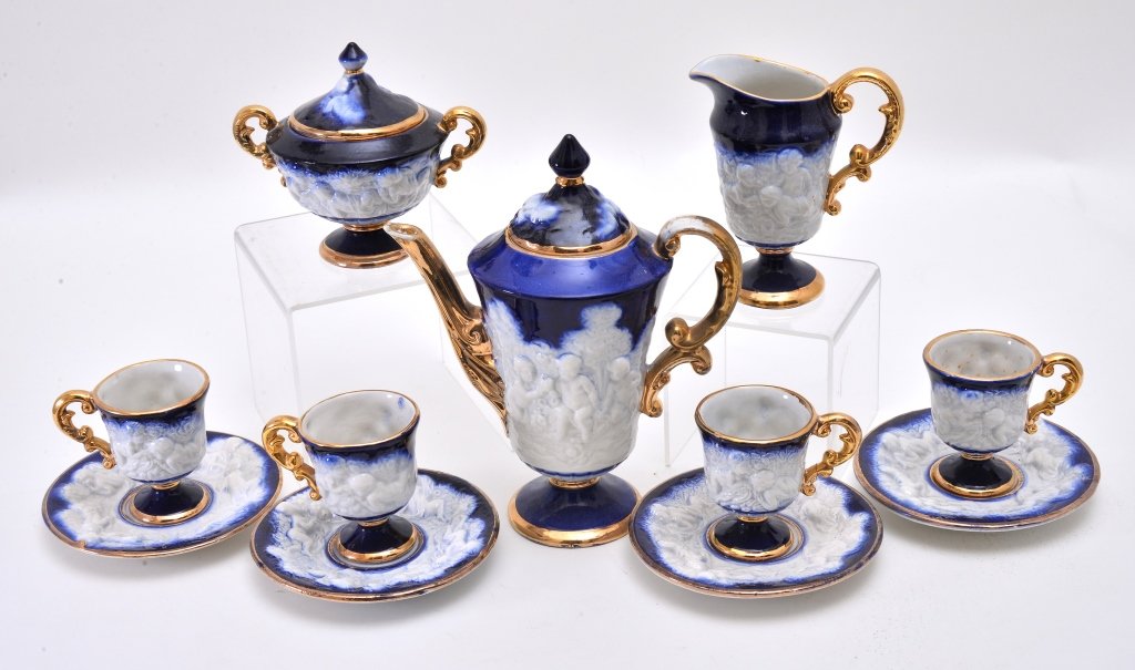 Cherub Decorated Blue & White Ceramic Tea Set (1 of 4)