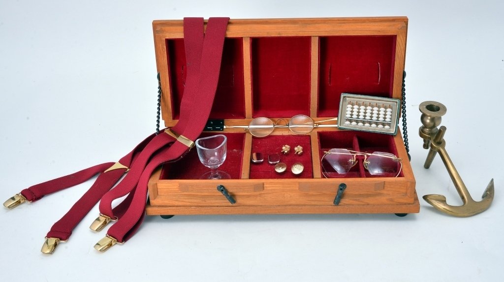 Men's Jewelry Box w/Cufflinks Plus More (1 of 6)