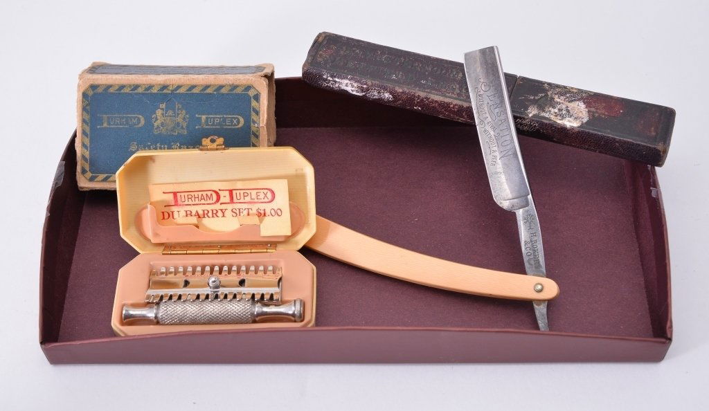 Bakelite Straight Razor & Durham Traveling Razor (1 of 6)