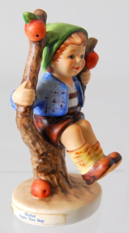 Hummel Apple Tree Boy # 142, TMK 7 (1 of 3)