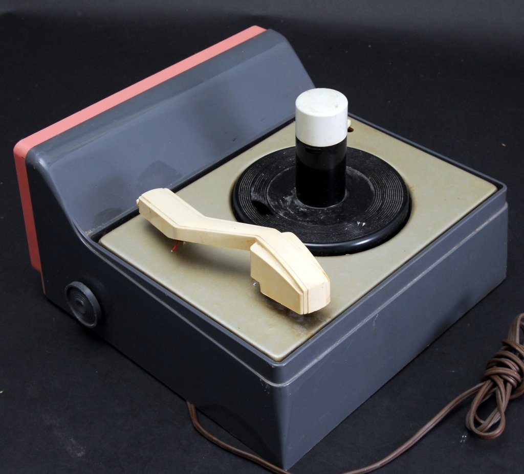 RCA 45 Turntable Model 7-EY-1JF (1 of 3)