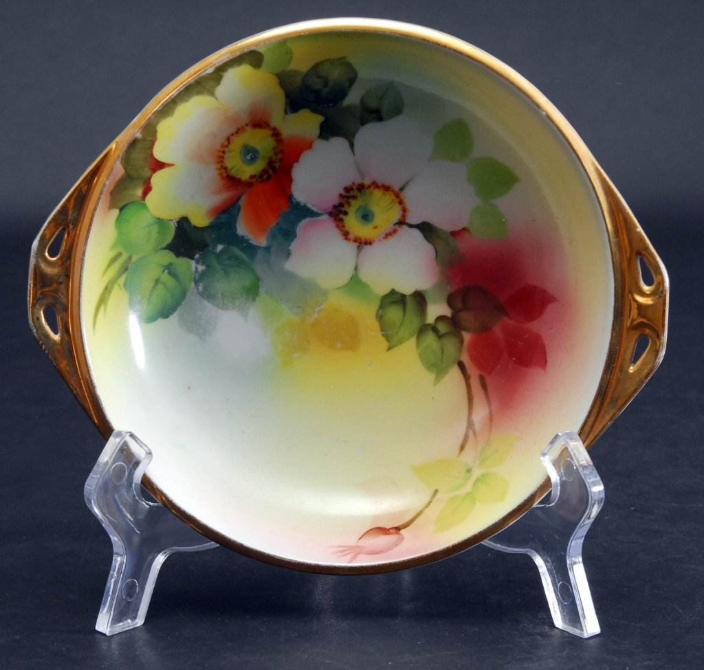 Noritake Pierced Double Handled Handpainted Dish (1 of 3)