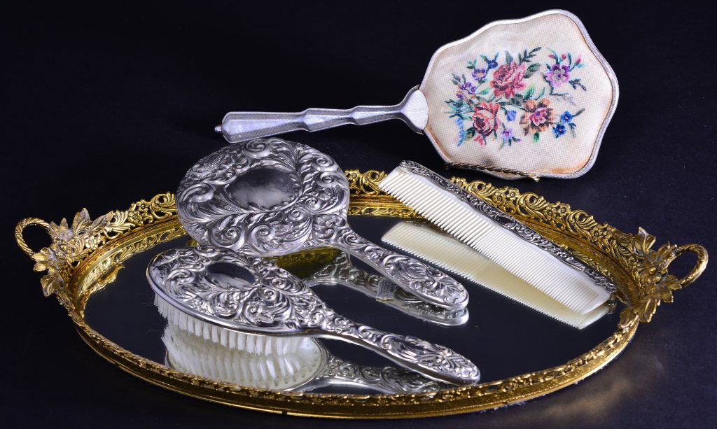 Ladies Dresser Set & Mirrored Tray (1 of 4)