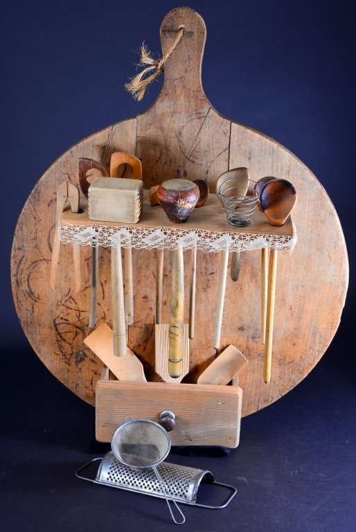 Vintage Wooden Kitchen Utensils Plus & Wall Holder (1 of 5)