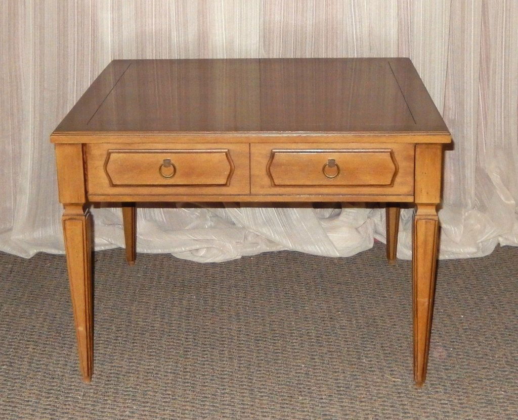 Single Drawer End Table (1 of 2)
