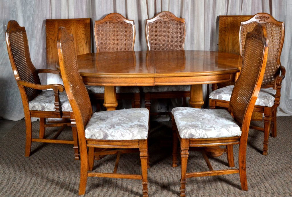 Double Pedestal Dining Table w/Chairs (1 of 5)