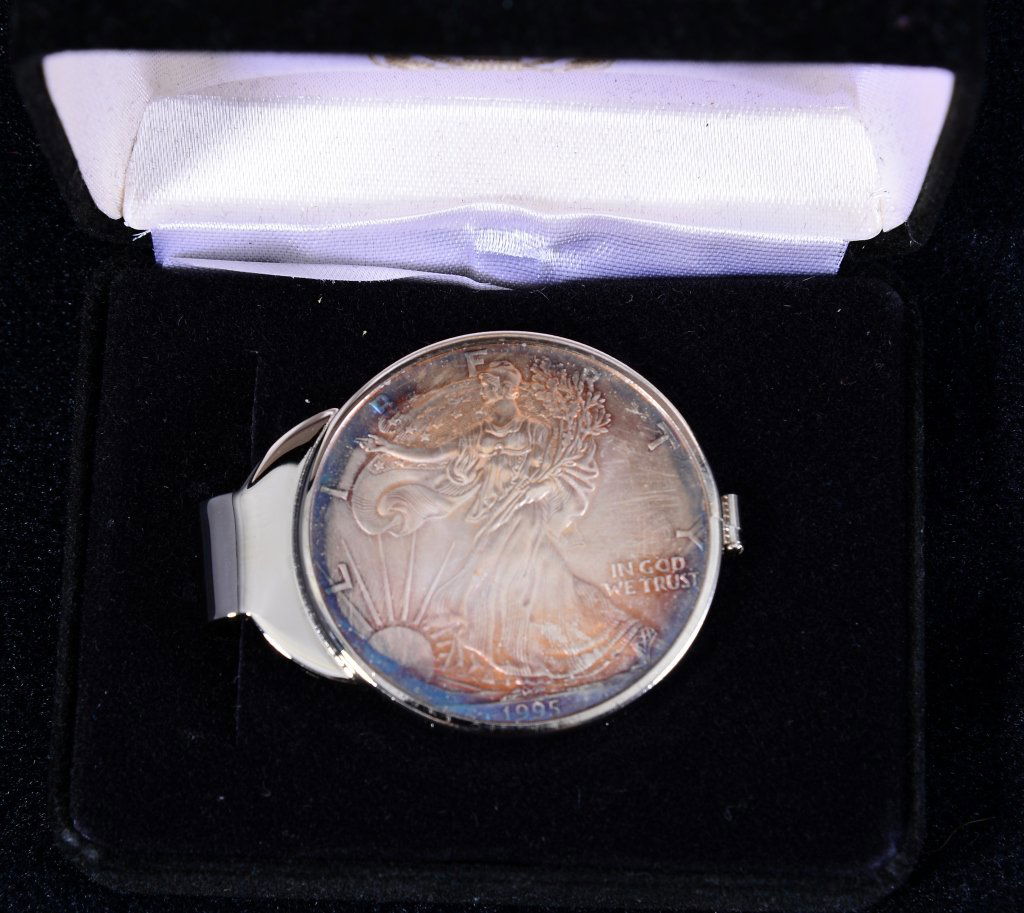 1995 American Eagle Silver Dollar in Money Clip (1 of 3)