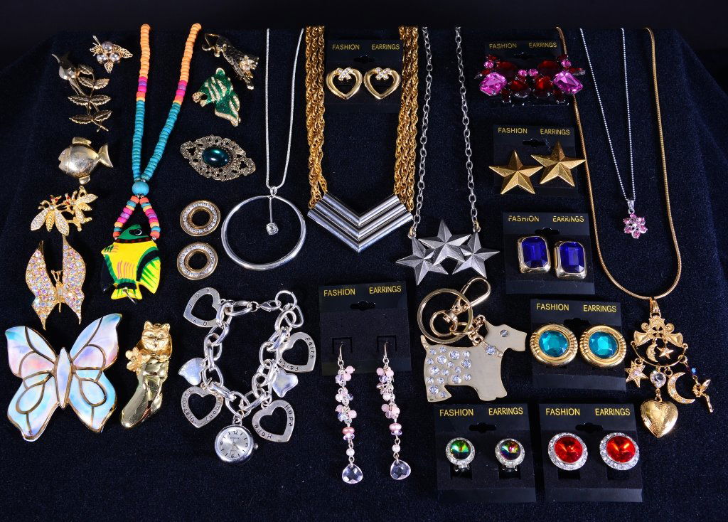 Multi Colored Costume Jewelry (1 of 9)