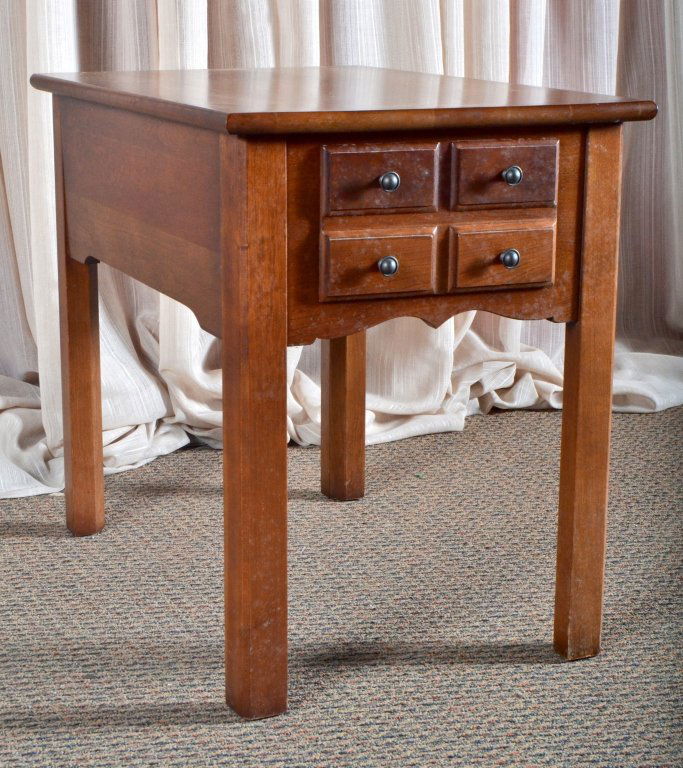 One Drawer End Table (1 of 5)