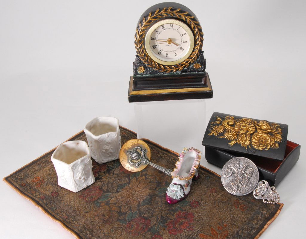 Ladies Dresser Lot (1 of 7)