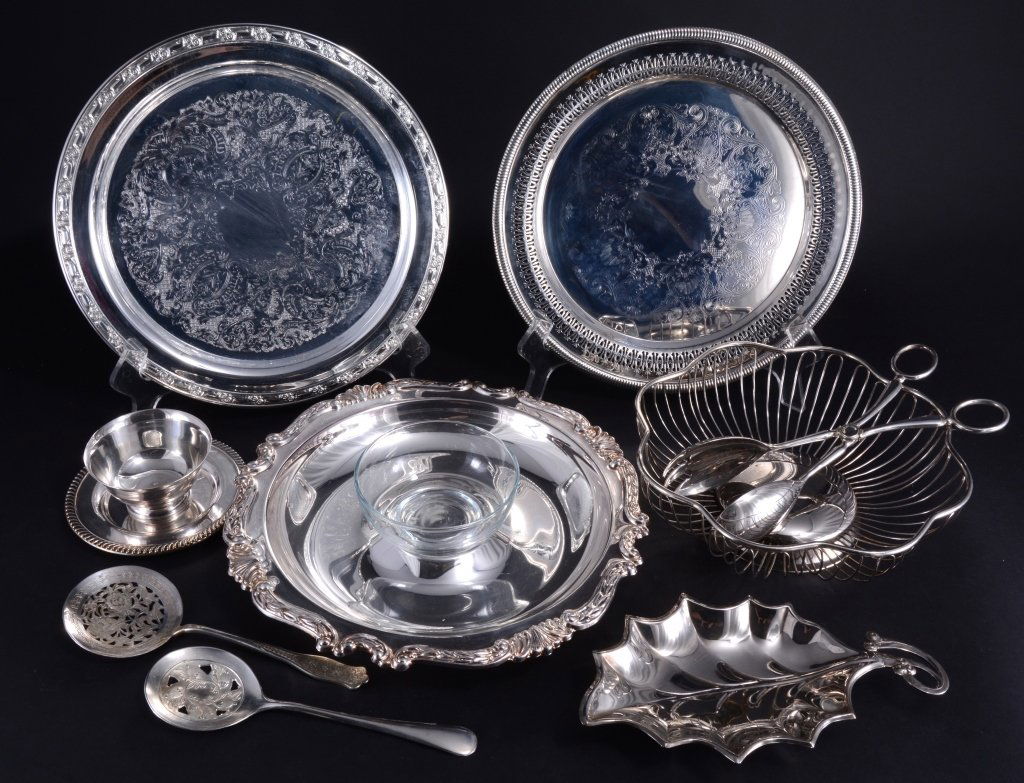 Silverplate Trays & Servers Lot (1 of 3)