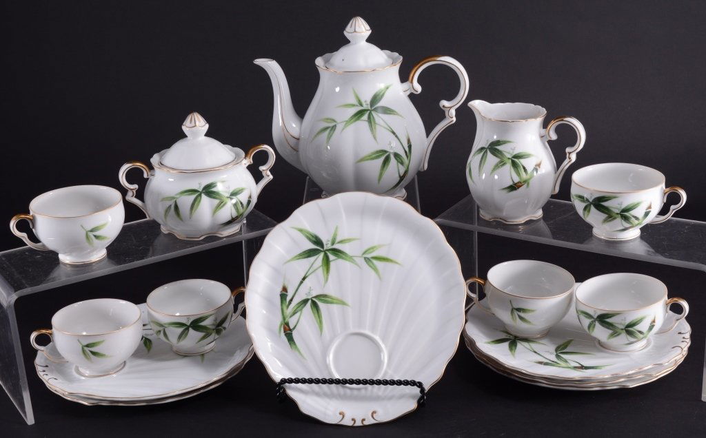 17 Pieces Craftsman Orient China w/Bamboo Design (1 of 2)