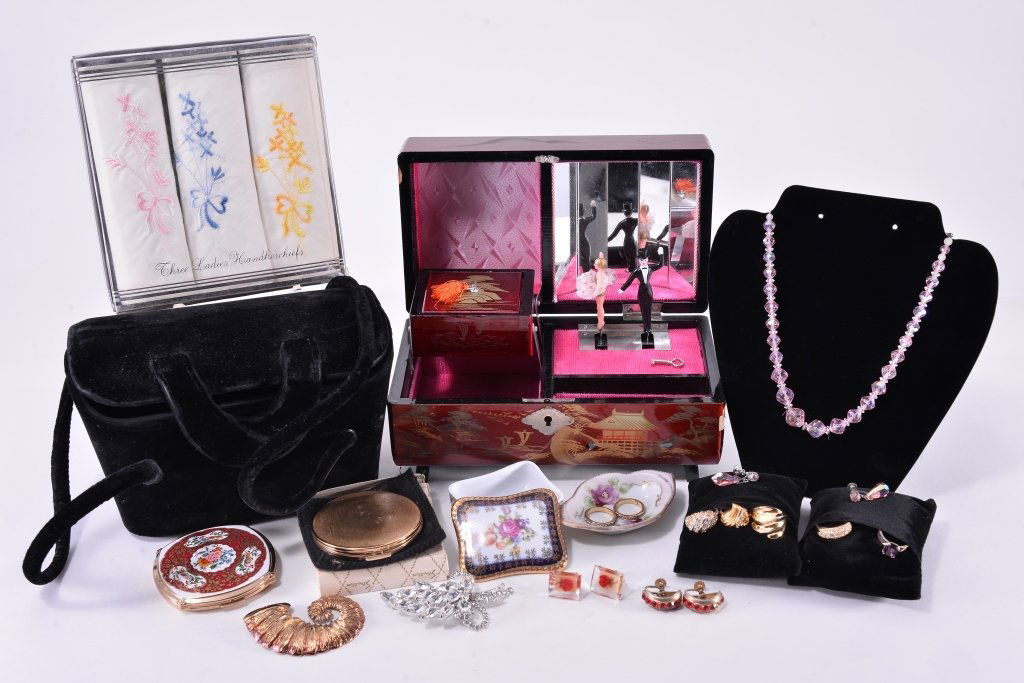 Estate Jewelry, Stratton Compacts & Music Box (1 of 3)