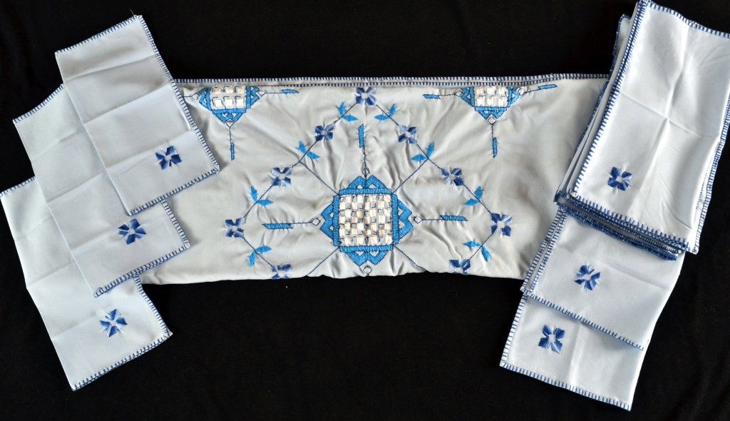 Vintage Blue Embroidered Tablecloth & Napkins: Tablecloth 114" x 56", 2 size napkins: 9 approx. 17" x 17" and 13" x 14".