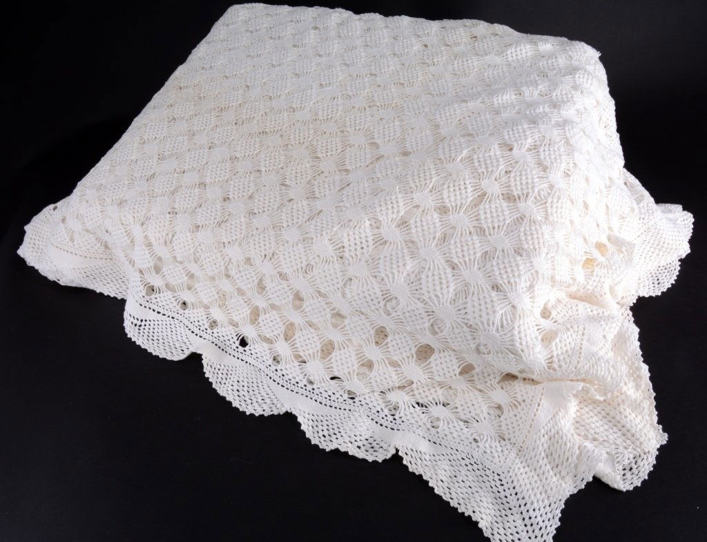 White Crocheted Coverlet (1 of 3)