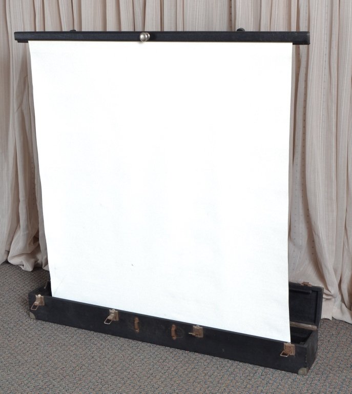 Vintage Stella Boxed Pop Up Projection Screen (1 of 2)