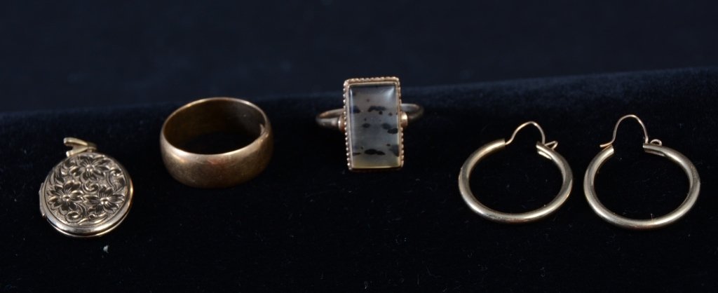10K & 14K Estate Jewelry: 10K hoop earrings & ring w/agate (size 5 3/4) together w/14K locket (2.7 grams) & wide band (5.9 grams)