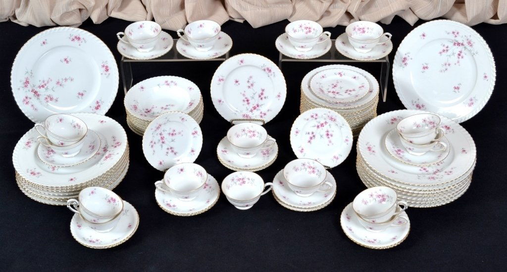 74 Pcs. Bavarian Krautheim Fiorella Pattern China (1 of 3)