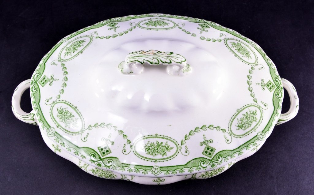 Royal Staffordshire Covered Casserole: W/green leaf design, Wilkinson Ltd. England, 12" long.
