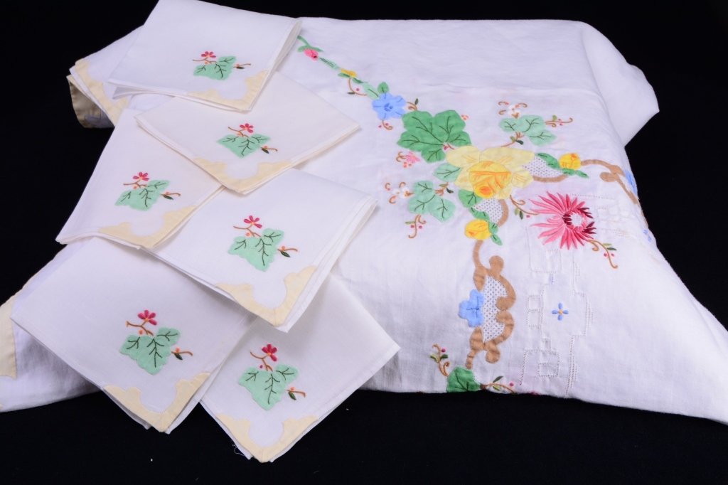 Colorful Applique & Embroidered Tablecloth/Napkins: White linen background, tablecloth 51" x 51", w/six napkins. Small stains.