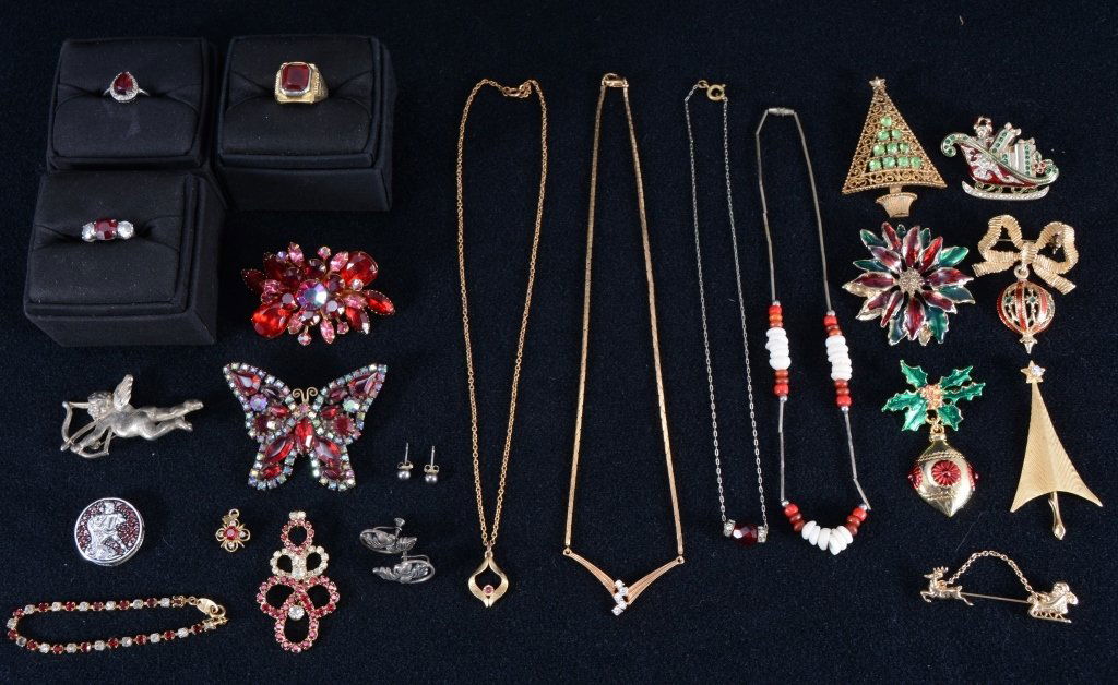 Red & Christmas Costume Estate Jewelry (1 of 4)