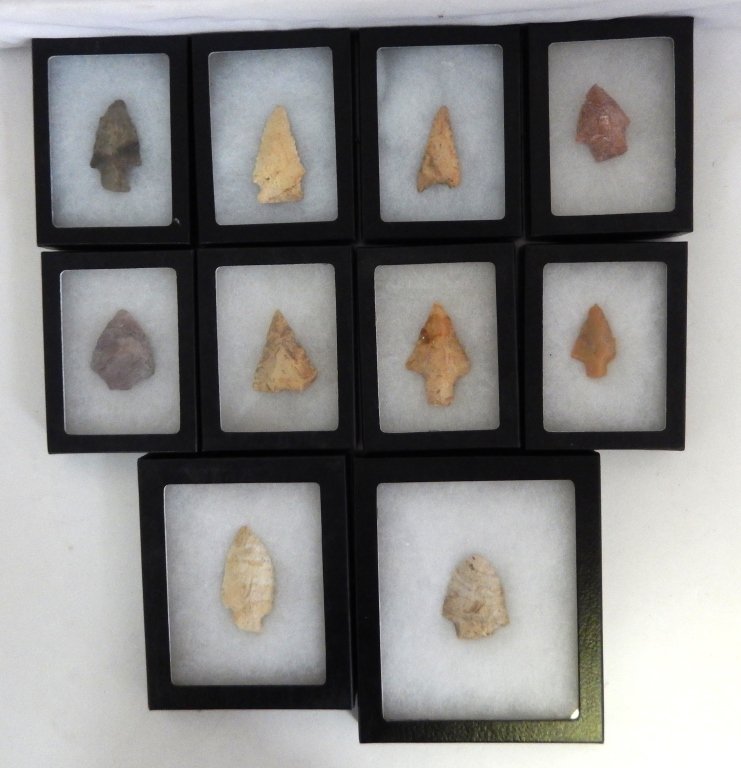 10 Arrowheads & Scrapers (1 of 1)