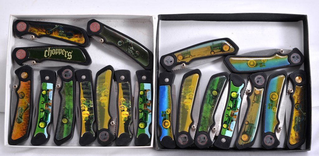 Pocket Knife Lot Depicting Tractors & Motorcycles (1 of 4)