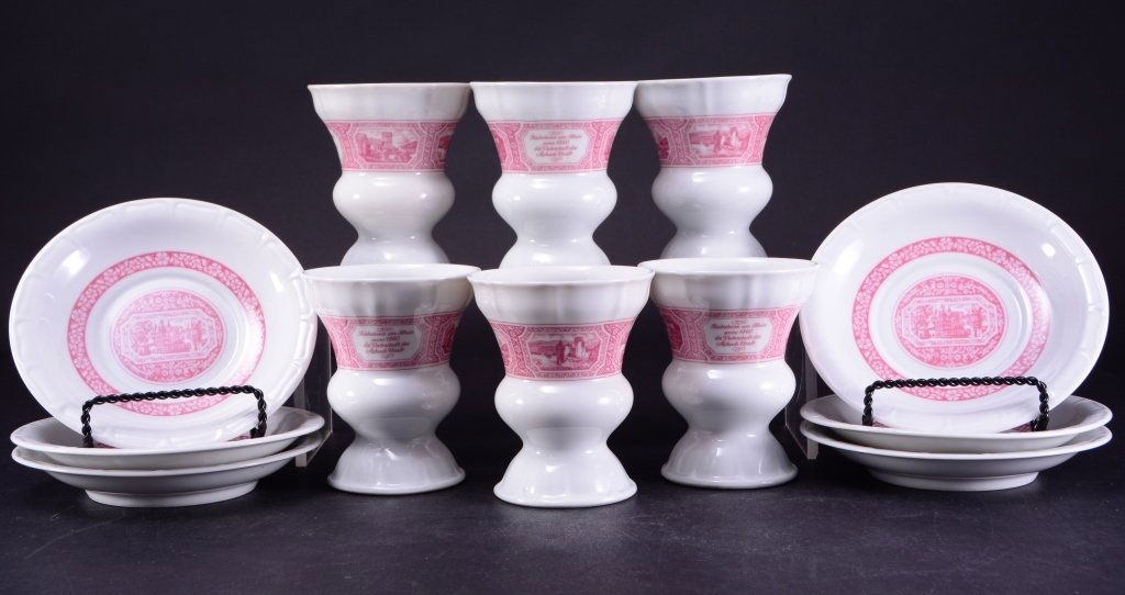 Heinrich Irish Coffee/Ice Cream Cups & Saucers (1 of 4)