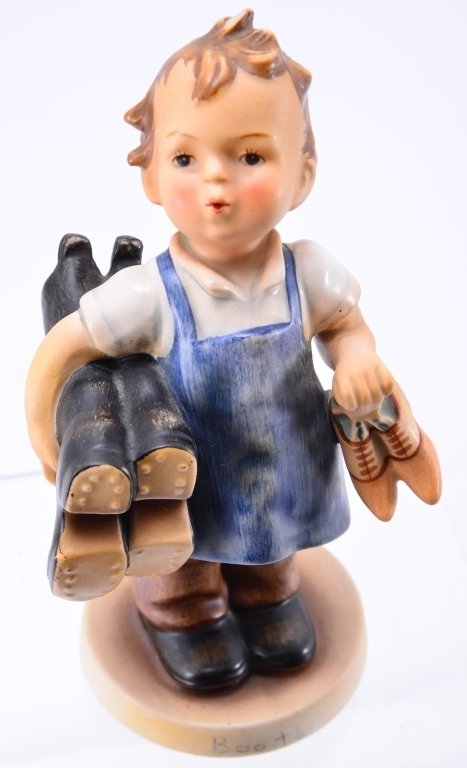 Hummel Boots 143, TMK 1 US Zone (1 of 5)