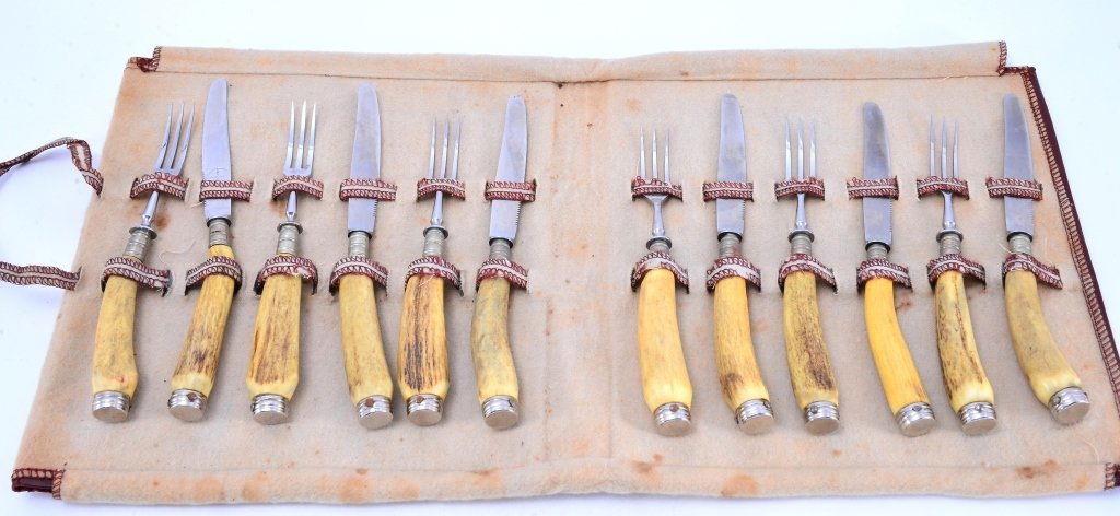 Stag Handled Knives & Forks (1 of 4)