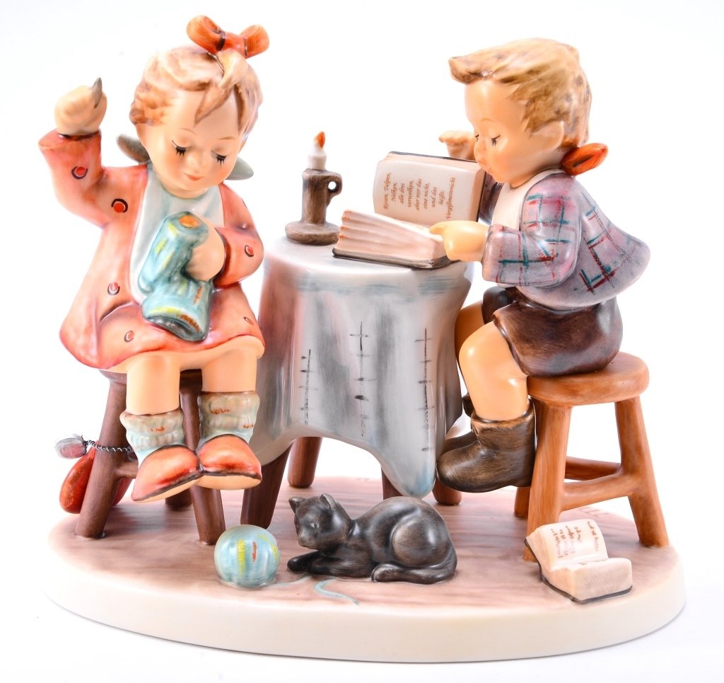 Hummel Togetherness 753, TMK 8 (1 of 3)