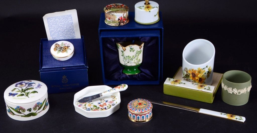 Porcealin Boxes, Desk Set & More (1 of 5)