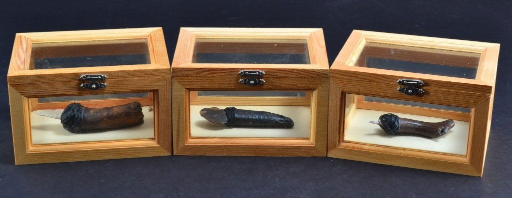 Scraper and Two Knives in Wooden Display Boxes (1 of 4)