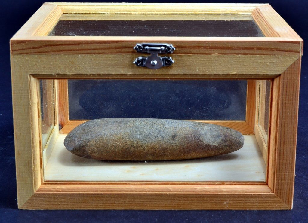 Tomahawk Head in Wooden Display Box (1 of 2)