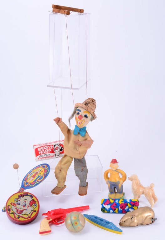 Vintage Toys Inc. Puppet & Noise Makers: Shack Man mouse by Yone; plastic boat, pistol, yo-yo, clown, Snoopy's Harp copyright 1969 and poodle; together w/13" tall clown puppet. As found.