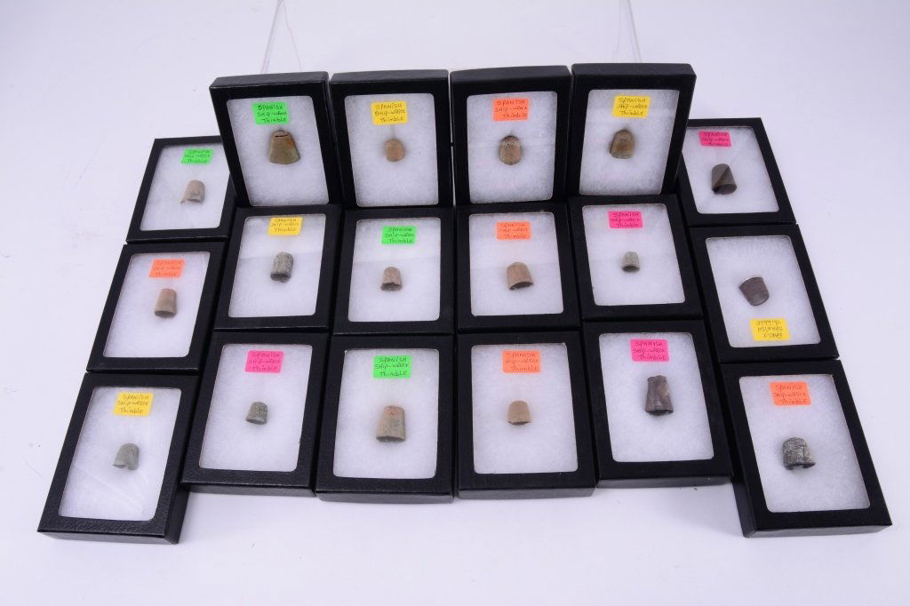 18 Ship Wreck Thimbles in Riker Mount Boxes w/Pins (1 of 5)