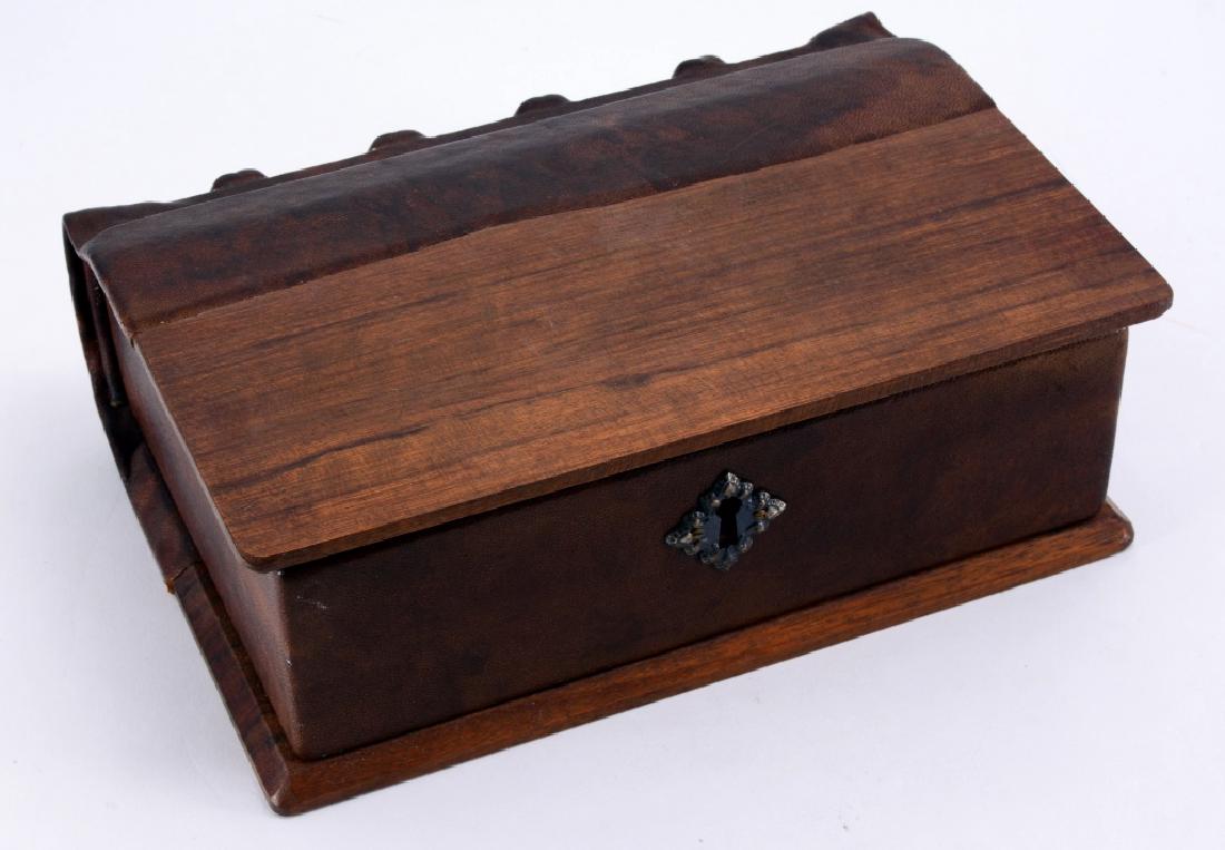 Arte Medici Collection Locking Men's Jewelry Box (1 of 4)