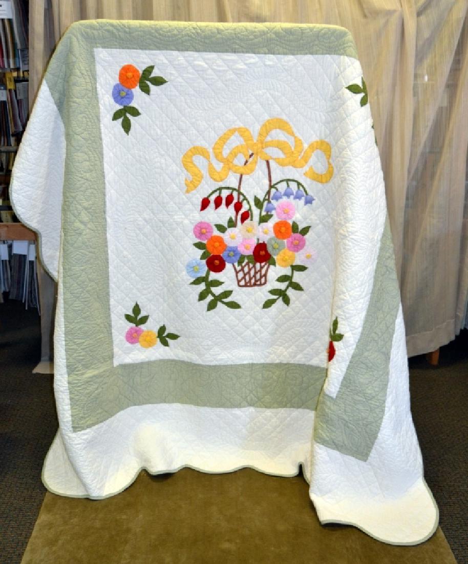 YoYo Machine Quilt w/Basket & Floral Applique (1 of 6)