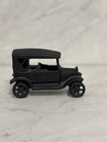 Vintage Cast Iron Ford Model T Toy Car