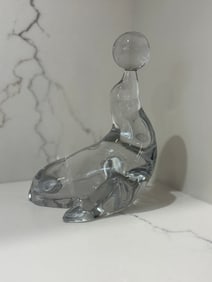 New Martinsville/Viking Glass Seal Balancing Ball Paperweight