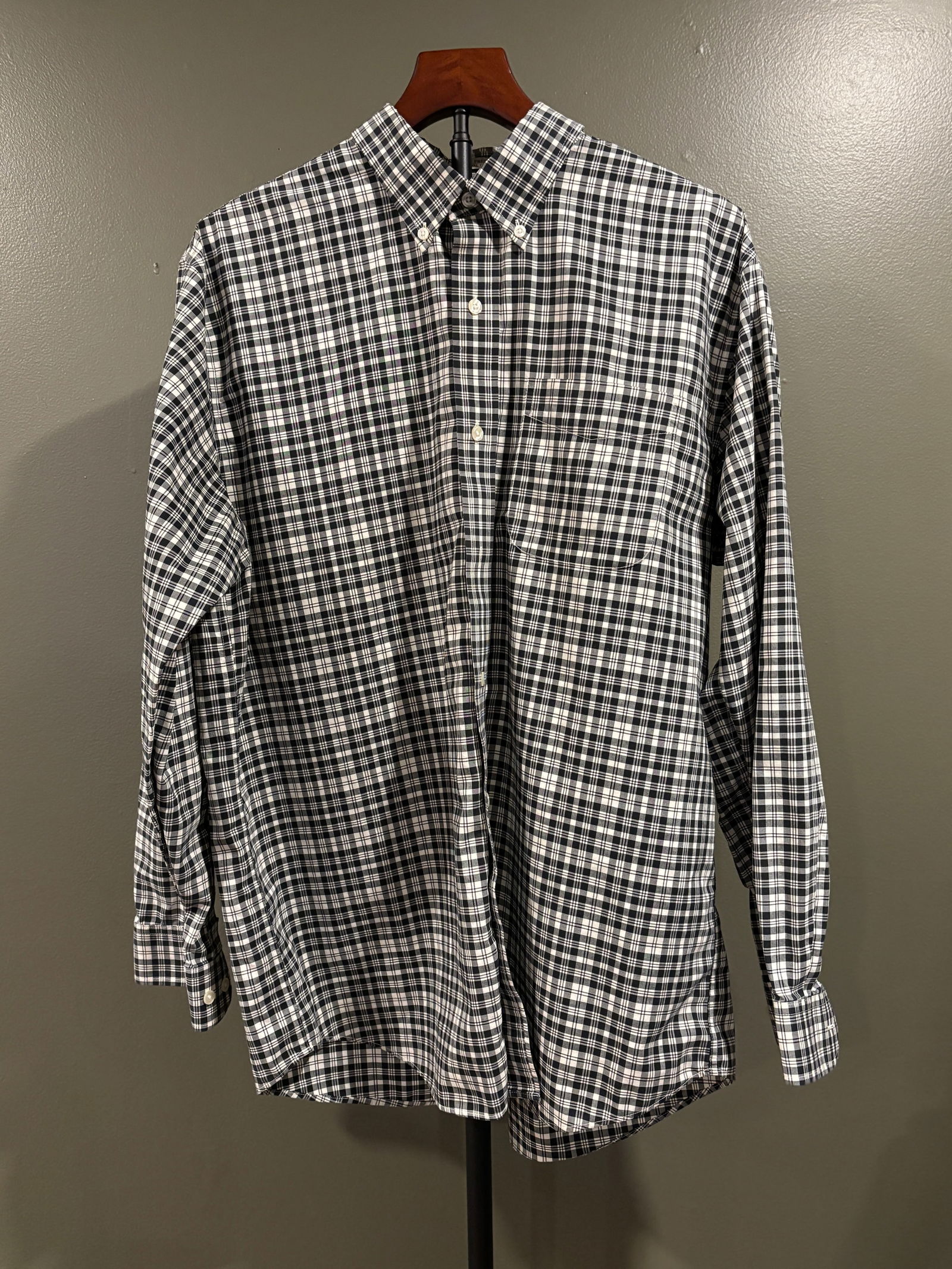 L.L.Bean Wrinkle-Free Plaid Button-Down Shirt Men's Large (1 of 3)