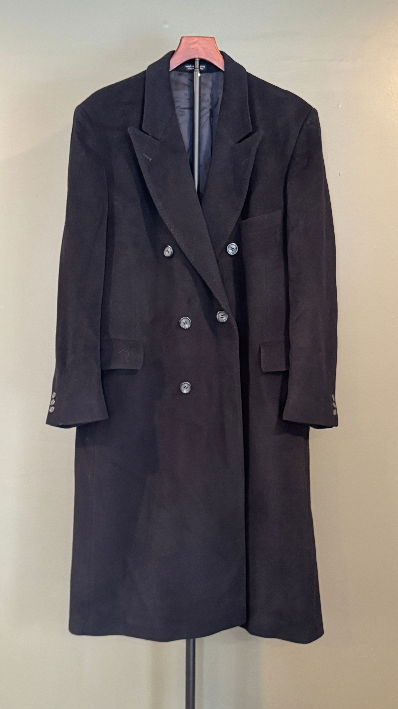 Adams Row Cashmere & Wool Overcoat (1 of 5)