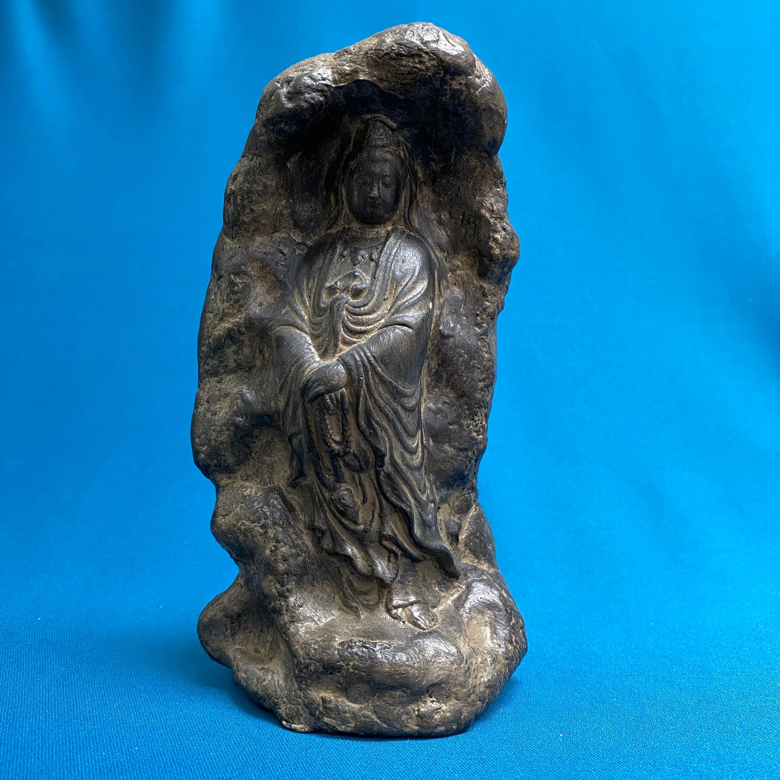 Exquisite Mother-of-Pearl Inlay Rosewood Jewelry Box (1 of 6)