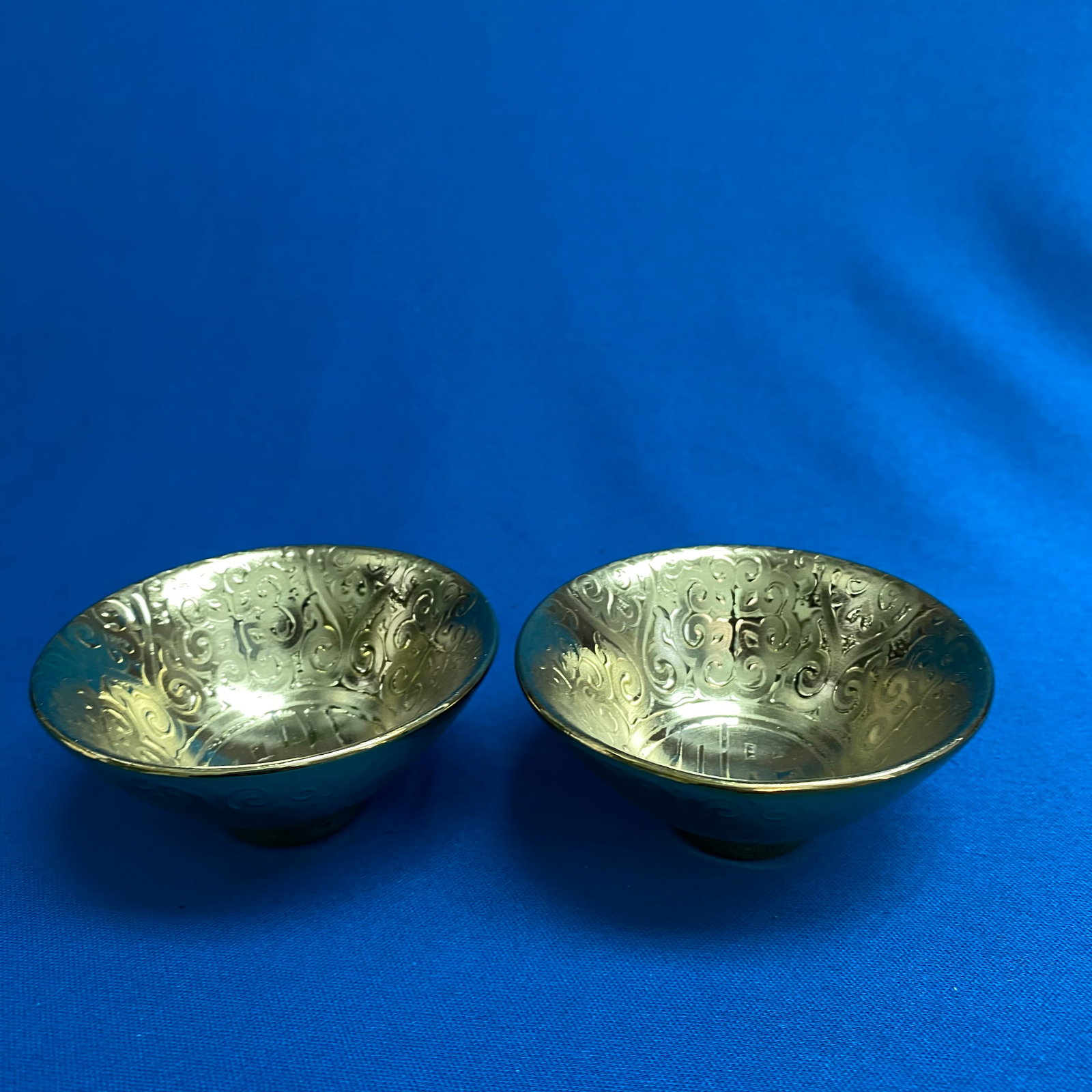 Pair of Vintage Gold-Toned Embossed Tea Bowls – Ornate Scroll Pattern (1 of 3)