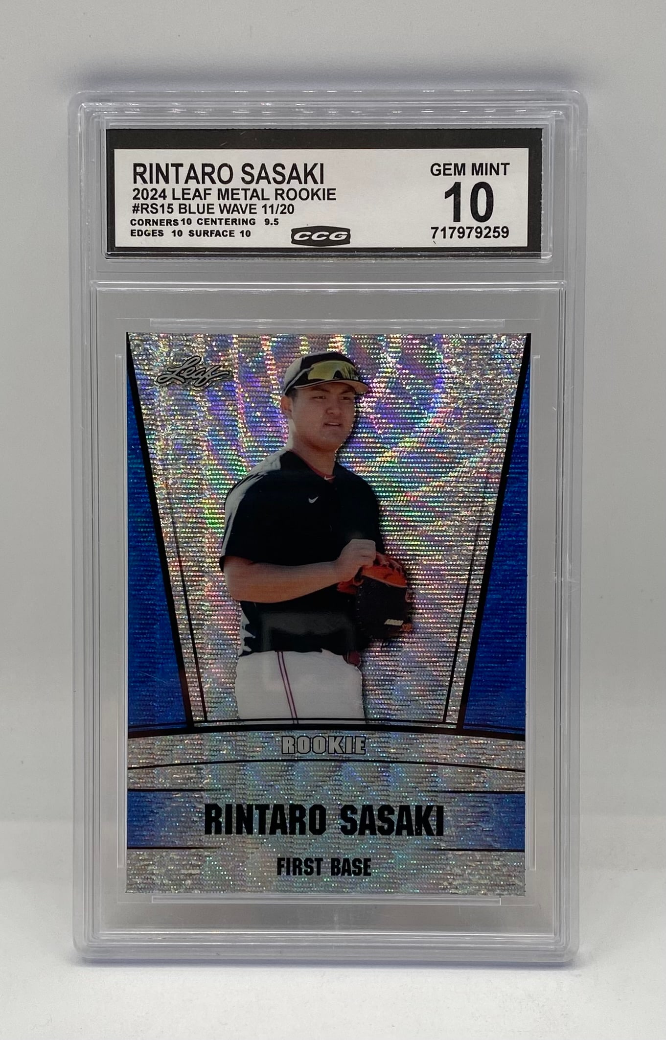 2024 Leaf Metal Rintaro Sasaki Rookie Blue Wave #RS15 11/20 CCG 10: Single-card lot featuring Japanese baseball prospect Rintaro Sasaki. 2024 Leaf Metal Rookie Blue Wave refractor (#RS15), limited edition serial-numbered 11 of 20 (11/20). Encased and graded CCG Gem Mi