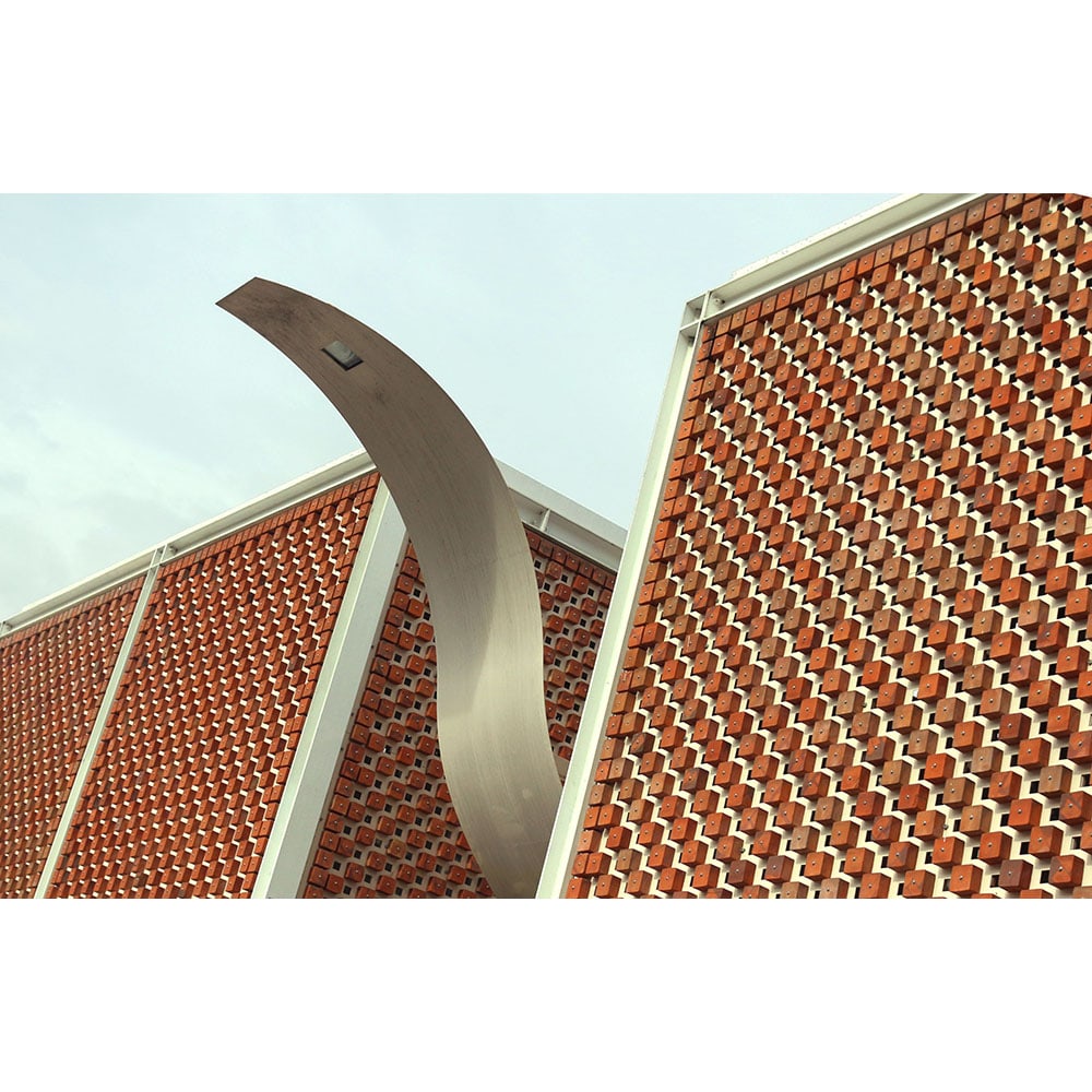 Sophie Carroll, Go fish: Sophie Carroll's photography is a complex combination of geometry, color, pattern, and repetition. This photograph has been exhibited at Turner Carroll Gallery and elsewhere internationally. The