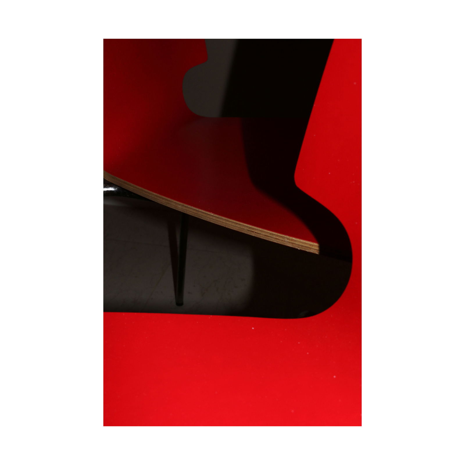 Sophie Carroll, Red deep: Sophie Carroll's photography work explores abstraction as a way of investigating meaning-making by removing the visual context from scenes of our daily life. Carroll, an artist from the United